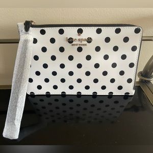 BNWT Kate Spade Staci dotdotdot Wristlet